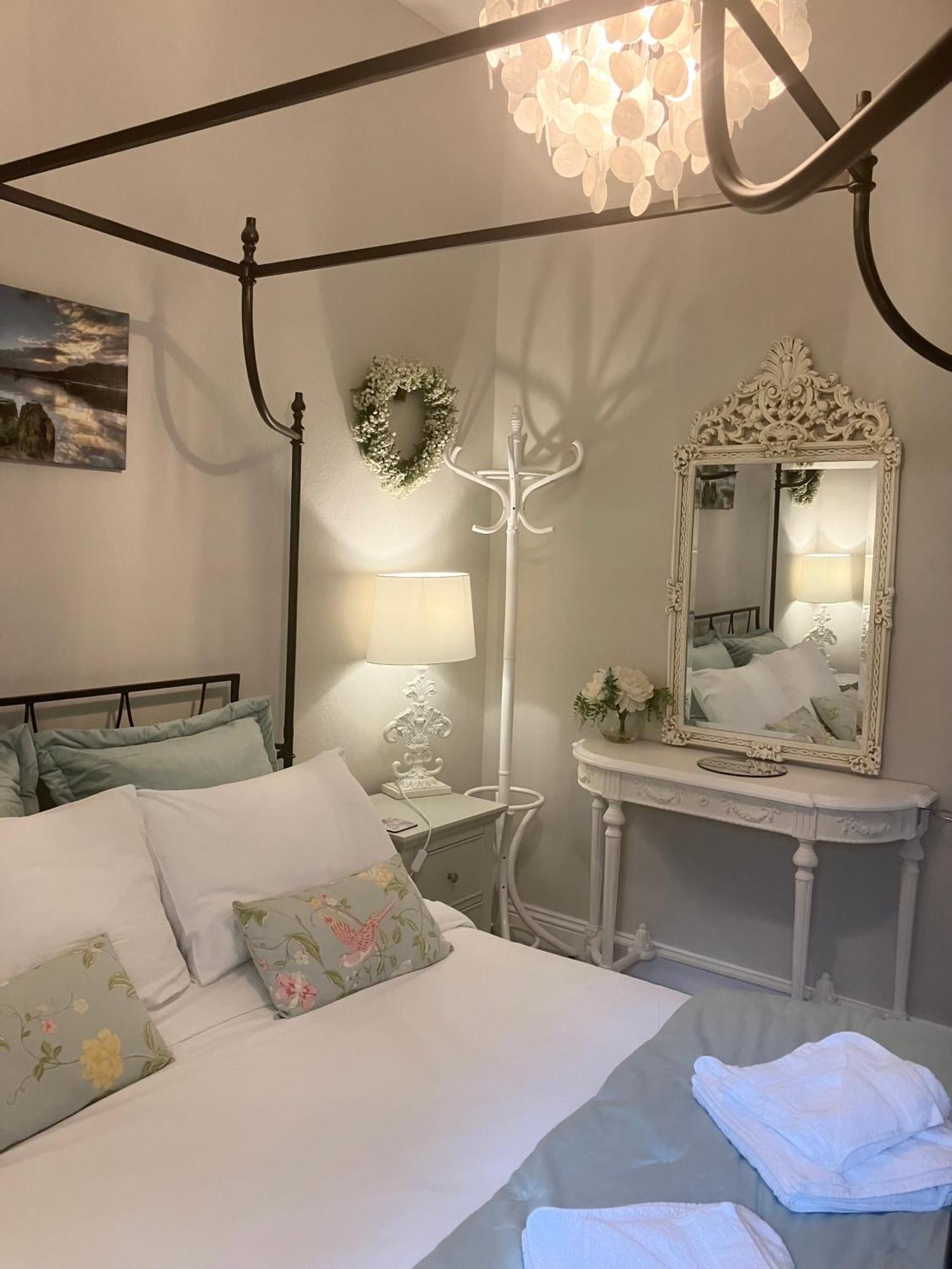 Storrs Gate House 5*